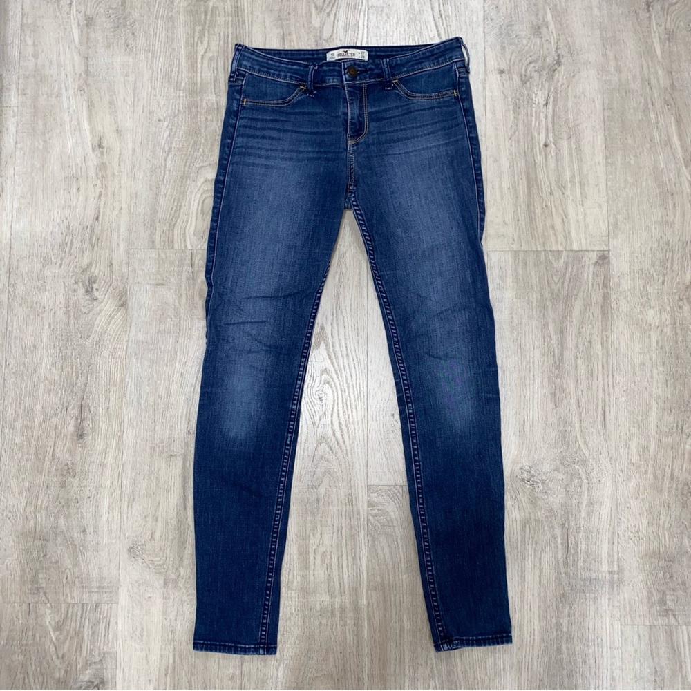 Hollister Jeans Size 5R (27x29)